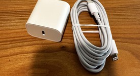 Mint
													Apple iPad Air 5th Gen - Wi-Fi, Starlight, 64 GB, A2588, photo 2 of 11
