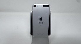 Good
													Apple iPod Touch 6th Gen - Wi-Fi, Silver, 128 GB, photo 2 of 6