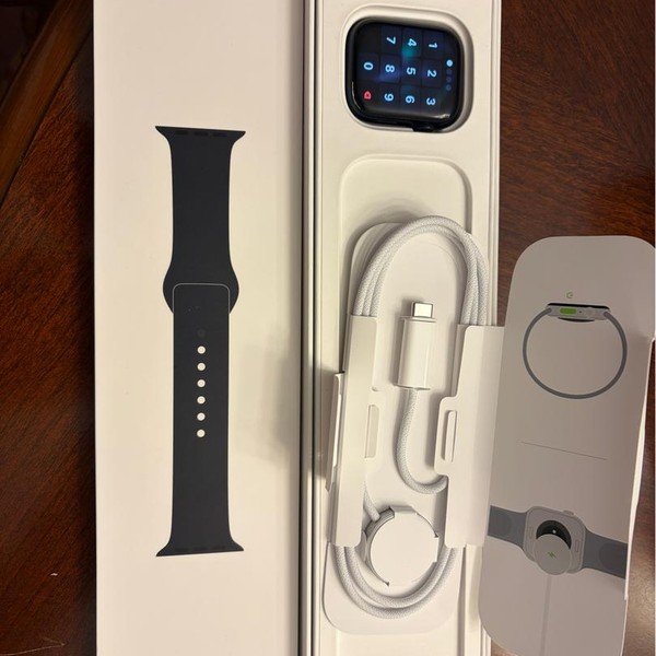 Apple Watch Series 8 45mm - Midnight, A2771 - GPS, Aluminum