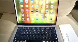 Mint
													MacBook Pro 2021 - 14" - Apple M1 Max, Gray, 2 TB, 32 GB, photo 2 of 9