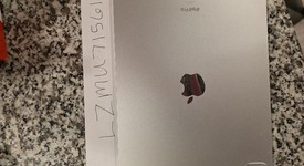 Mint
													Apple iPad Pro 11" (M4) 2024 - Unlocked, Silver, 256 GB, 8 GB, A2837, Standard Glass, photo 3 of 15