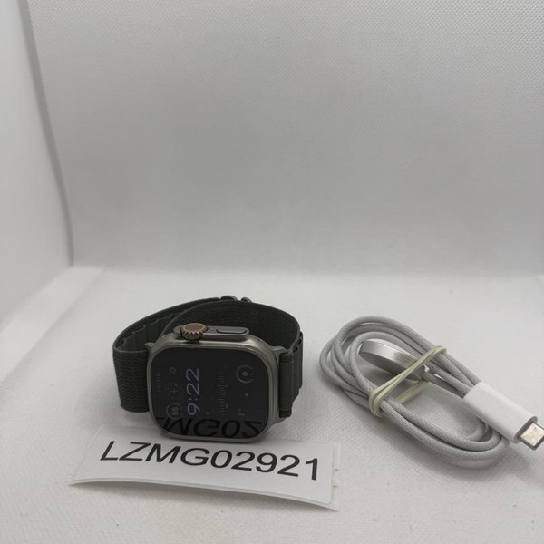 Apple Watch Ultra 49mm - Unlocked, Titanium, A2622