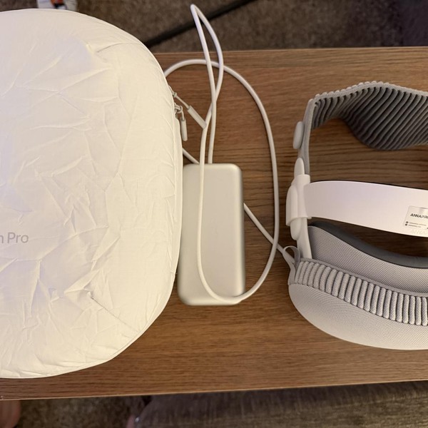 Apple Vision Pro - 256 GB