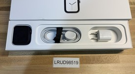 Good
													Apple Watch Series 4 44mm - Unlocked, Gray, A1976 - Cellular, Aluminum, photo 1 of 11