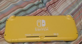 Fair
													Nintendo Switch Lite - Yellow, photo 2 of 6