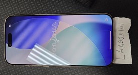 Mint
													Apple iPhone Air - Unlocked, Light Gold, 256 GB, A3260, photo 3 of 8