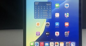 Good
													Apple iPad 8th Gen - Wi-Fi, Gray, 32 GB, A2270, photo 1 of 15