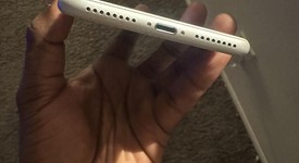 Mint
													Apple iPhone 8 Plus - Unlocked, Silver, 64 GB, A1897, GSM, photo 5 of 6