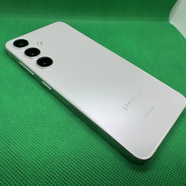 Samsung Galaxy S24 - Unlocked, 256 GB, Gray, 8 GB, SM-S921U1