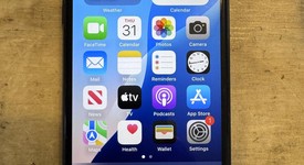 Fair
													Apple iPhone SE 3rd Gen 2022 - T-Mobile, Midnight, 64 GB, A2595, photo 1 of 10