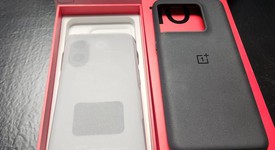 Mint
													OnePlus 10T - Unlocked, Black, 256 GB, 16 GB, photo 2 of 9