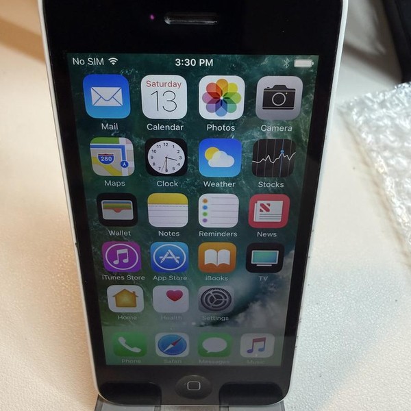 Apple iPhone 5C - Unlocked, White, 8 GB, A1532, GSM