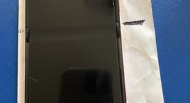 Good
													Motorola Razr Plus (2024) - Unlocked, Pink, 256 GB, 12 GB, photo 2 of 4