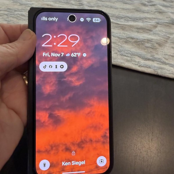 Google Pixel 9 Pro Fold - Unlocked, 256 GB, Obsidian, GGH2X