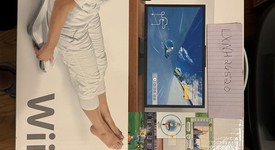 New
													Wii Fit U, Wii Balance Board (White) & Fit Meter Bundle for Nintendo Wii U, photo 1 of 4