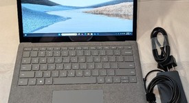 Good
													Microsoft Surface Laptop 3 - I7, Platinum, 256 GB, 16 GB, 13.5", photo 1 of 9