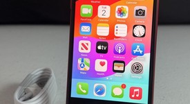 Mint
													Apple iPhone SE 3rd Gen 2022 - Unlocked, Red, 64 GB, A2595, photo 5 of 12