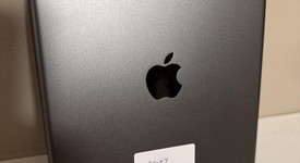 Mint
													Apple iPad 7th Gen - Wi-Fi, Gray, 32 GB, A2197, photo 4 of 4