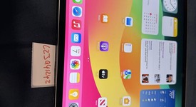 Good
													Apple iPad Air 13" (M2) 2024 - Unlocked, Gray, 256 GB, A2899, photo 1 of 6