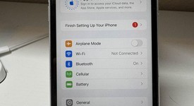 Fair
													Apple iPhone Xr - Unlocked, White, 128 GB, A1984, photo 2 of 4