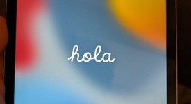 Mint
													Apple iPad Air 2 - Wi-Fi, Silver, 128 GB, photo 1 of 9