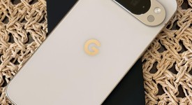 Mint
													Google Pixel 10 Pro XL - Unlocked, Porcelain, 256 GB, GUL82, photo 3 of 9