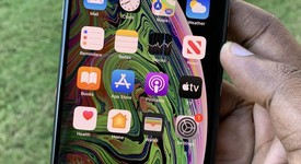 Good
													Apple iPhone Xs Max - Unlocked, Gray, 256 GB, A1921, photo 1 of 19