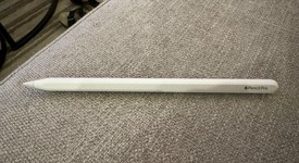 Mint
													Apple Pencil Pro, photo 1 of 3