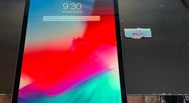 Good
													Apple iPad Pro 12.9" 1st Gen 2015 - Unlocked, Gray, 128 GB, A1652, 1st Gen 2015, photo 1 of 5