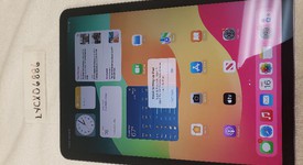 Good
													Apple iPad Air 5th Gen - Unlocked, Purple, 256 GB, A2589, photo 3 of 4