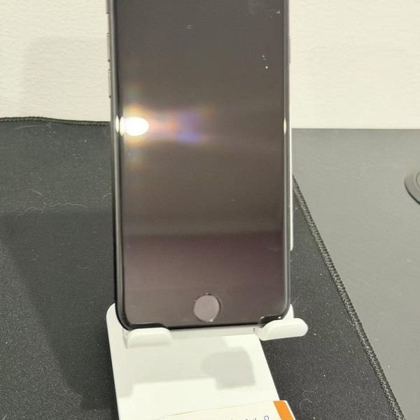 Apple iPhone SE 2nd Gen 2020 - Unlocked, 64 GB, Black, A2275