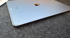 Good
													Apple iPad Pro 12.9" 6th Gen 2022 - Unlocked, Gray, 256 GB, photo 1 of 8