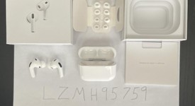 Used
													Apple AirPods Pro 3, photo 1 of 1