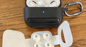 Used
													Apple AirPods Pro 1st Gen - Wireless Case, photo 2 of 9