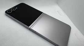 Mint
													Samsung Galaxy Z Flip6 - AT&T, Silver, 256 GB, 12 GB, SM-F741U, photo 1 of 3