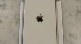 Mint
													Apple iPhone SE 3rd Gen 2022 - Unlocked, Starlight, 64 GB, A2595, photo 2 of 7