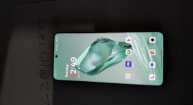 Mint
													OnePlus 12 - Unlocked, Green, 512 GB, 16 GB, CPH2583, photo 1 of 11