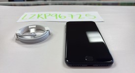 Mint
													Apple iPhone SE 3rd Gen 2022 - Unlocked, Midnight, 64 GB, A2595, photo 5 of 6