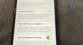 Mint
													Apple iPhone SE 3rd Gen 2022 - Unlocked Non-US, Midnight, 128 GB, A2783, photo 3 of 10