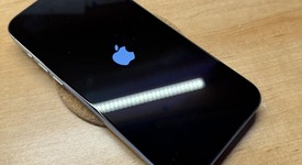 Mint
													Apple iPhone 15 Pro Max - Unlocked, Natural, 256 GB, A2849, photo 3 of 14