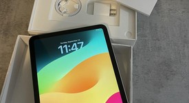 Mint
													Apple iPad 10th Gen - Unlocked, Silver, 64 GB, A2757, photo 3 of 10