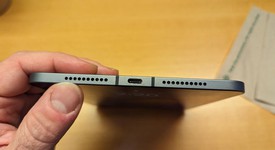 Good
													Apple iPad Mini 6th Gen - Unlocked, Gray, 64 GB, A2568, photo 4 of 8