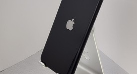 Fair
													Apple iPhone SE 2nd Gen 2020 - Unlocked, Black, 64 GB, A2275, photo 3 of 16