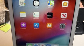 Good
													Apple iPad Air - Wi-Fi, Silver, 16 GB, photo 1 of 5