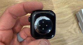 Good
													Apple Watch Series 10 42mm - Unlocked, Black, A3001 - Cellular, Aluminum, photo 3 of 3