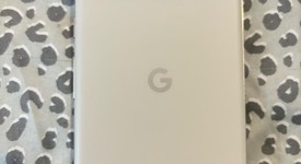 Mint
													Google Pixel 8 Pro - Unlocked, Porcelain, 256 GB, 12 GB, G1MNW, mmWave 5G, photo 3 of 10