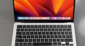 Good
													MacBook Air 2022 - 13" - Apple M2, Starlight, 256 GB, 8 GB, photo 3 of 18