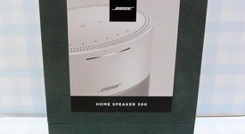 New
													Bose Home Speaker 300 - Silver, photo 1 of 4