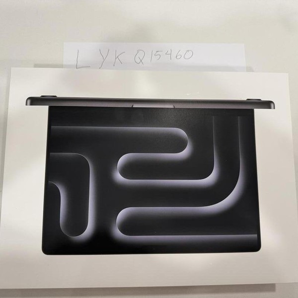 MacBook Pro Late 2023 (M3) - 14 inch - 512 GB, Black, 18 GB, Apple M3 Pro 11-core, 14-core GPU