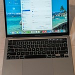 Good MacBook Pro 2020 - 13 inch - 256 GB, Gray, 8 GB, Apple M1